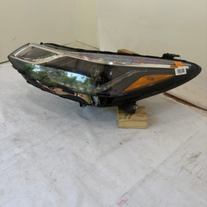 2016-2019 Chevrolet Cruze Driver Side Headlight - Image 4
