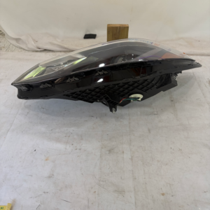 2016-2019 Chevrolet Cruze Driver Side Headlight - Image 9