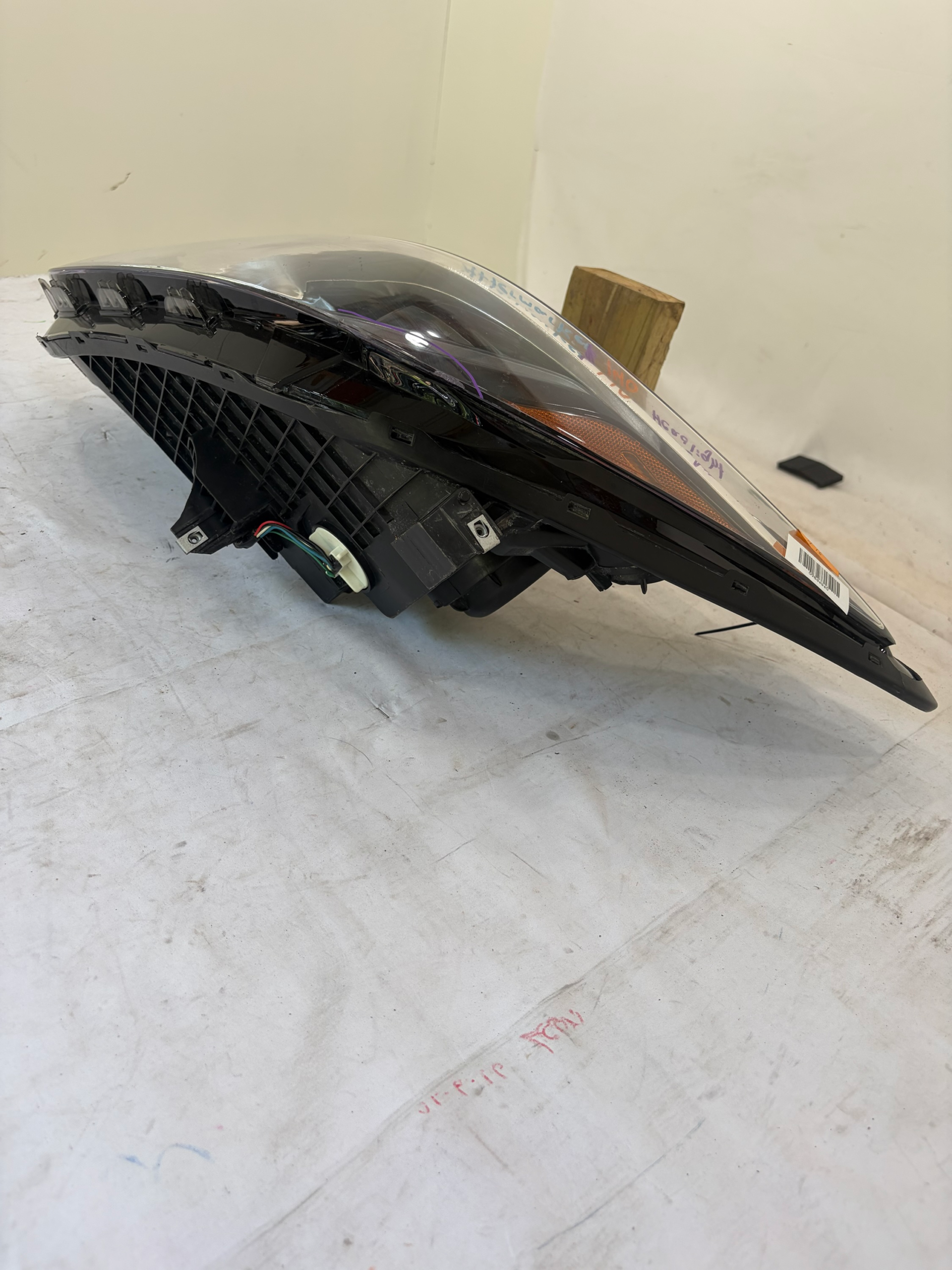 2016-2019 Chevrolet Cruze Driver Side Headlight