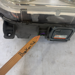 2008-2014 Dodge Challenger HID Xenon Passenger Side Headlight - Image 12