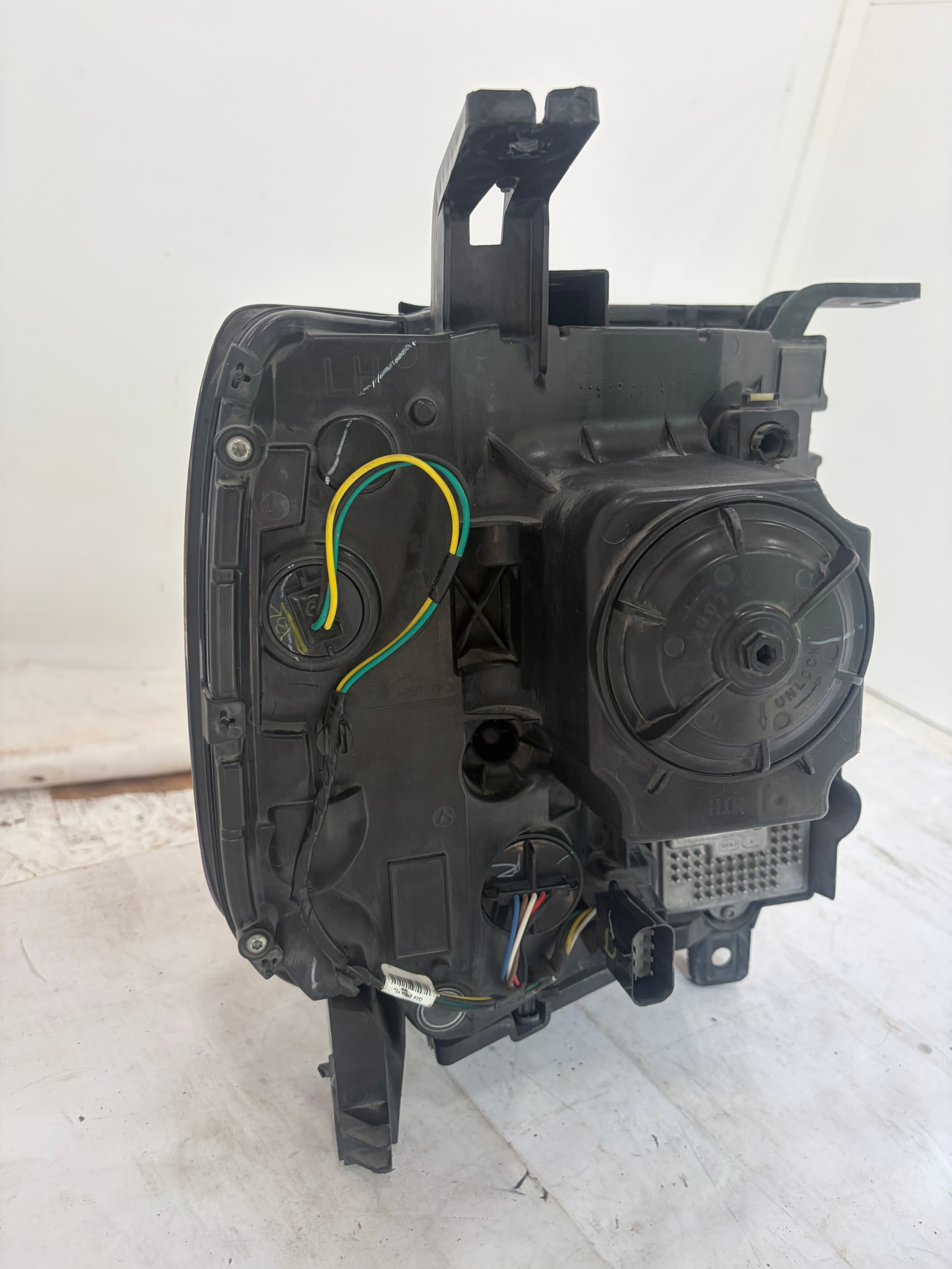 2014-2018 GMC Sierra 1500 LED Driver Side Headlight