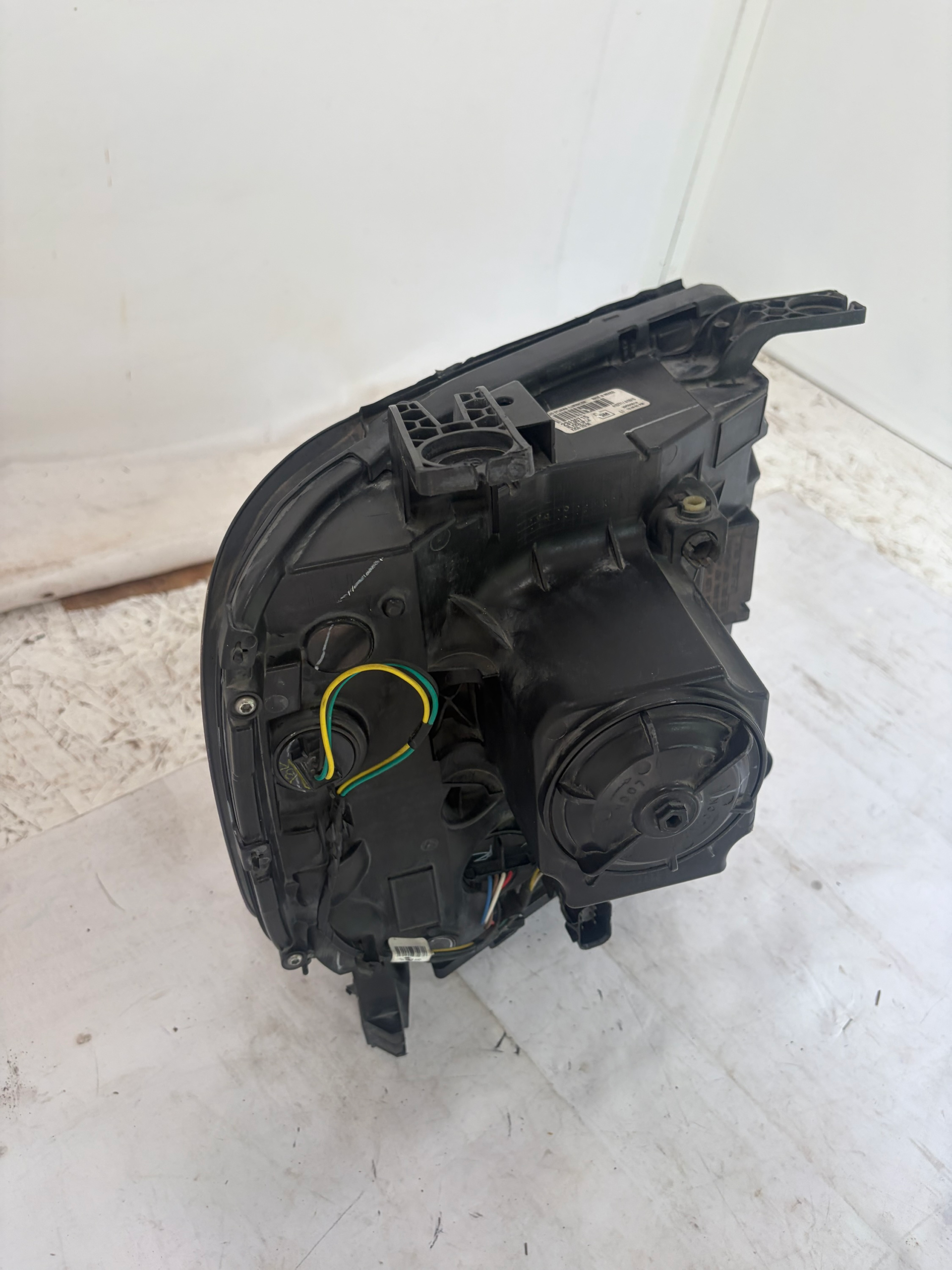 2014-2018 GMC Sierra 1500 LED Driver Side Headlight