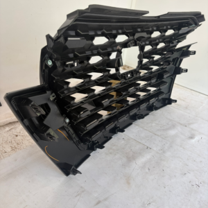 2021-2023 Nissan Kicks Grille - Image 8