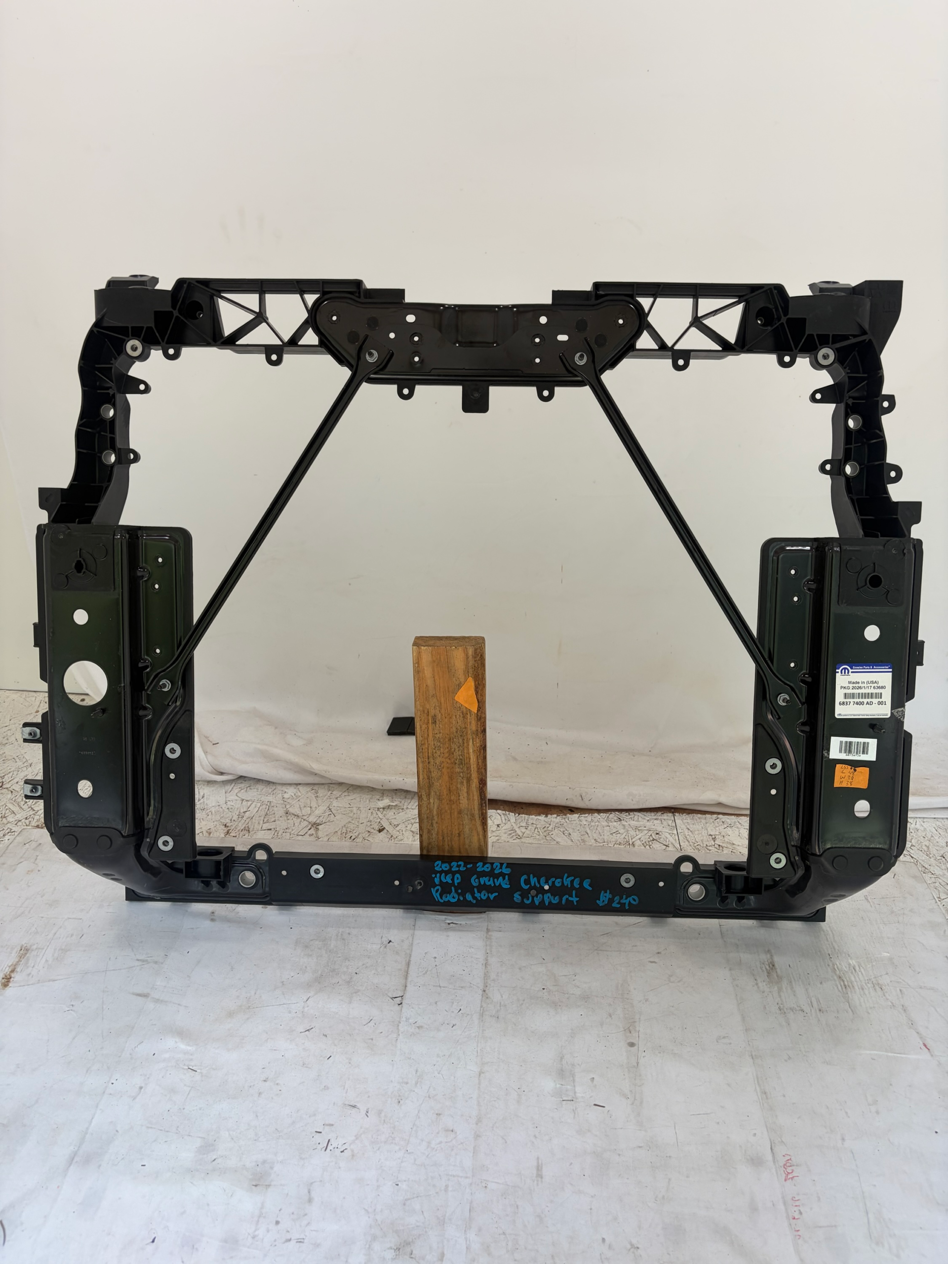 2022-2026 Jeep Grand Cherokee Radiator Support