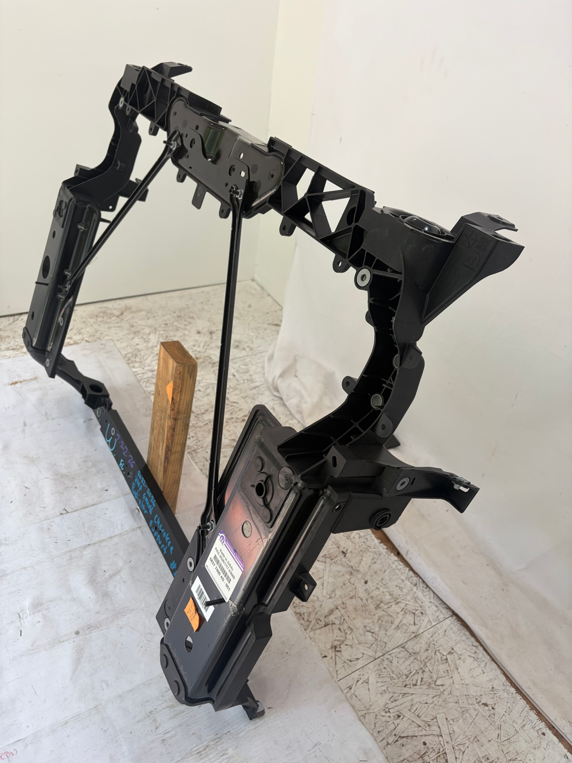 2022-2026 Jeep Grand Cherokee Radiator Support