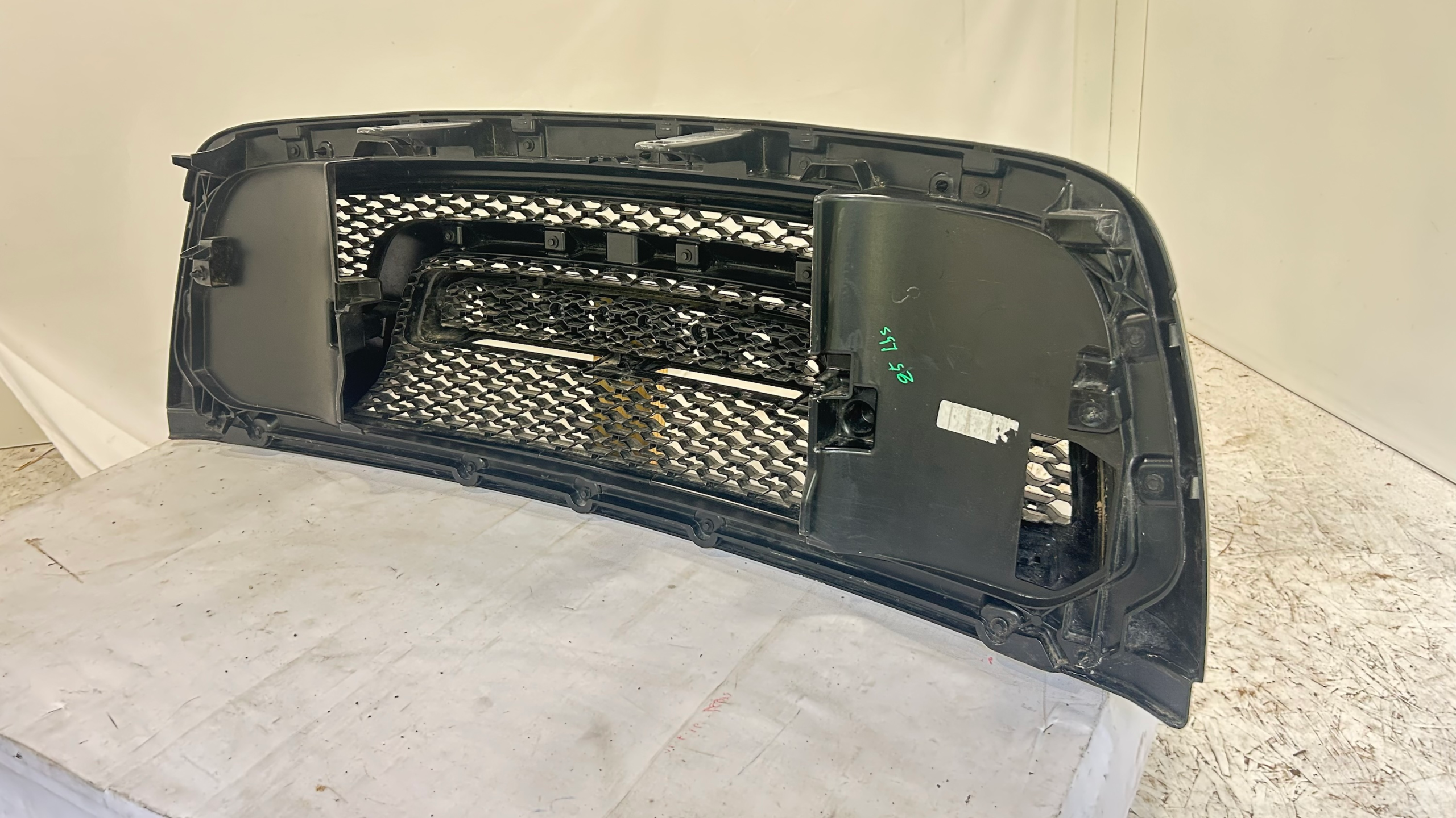 2015-2022  Dodge Ram Rebel 1500 Grille