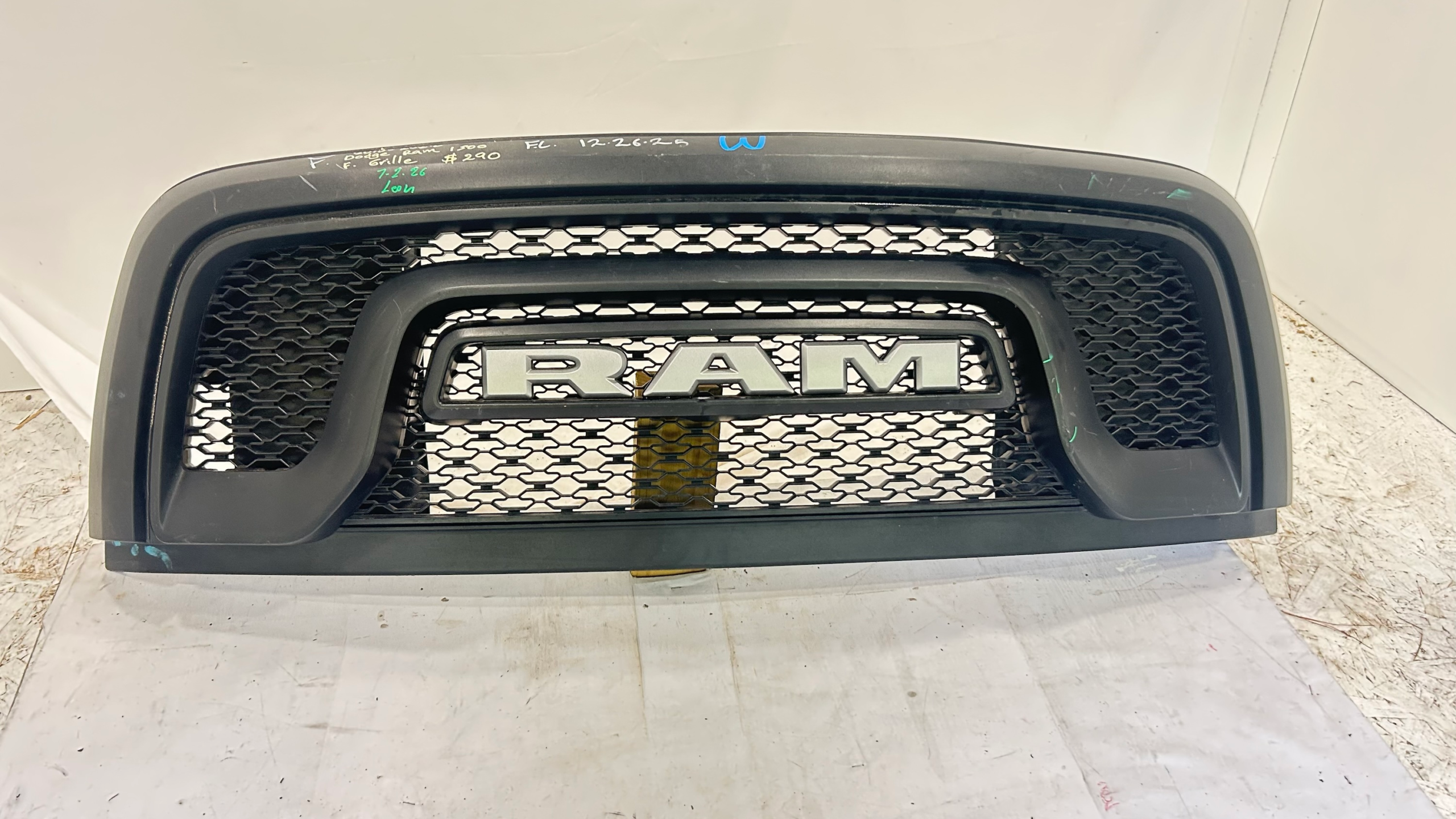 2015-2022  Dodge Ram Rebel 1500 Grille