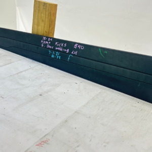 2018-2024 Nissan Kicks Driver front door molding - Image 7