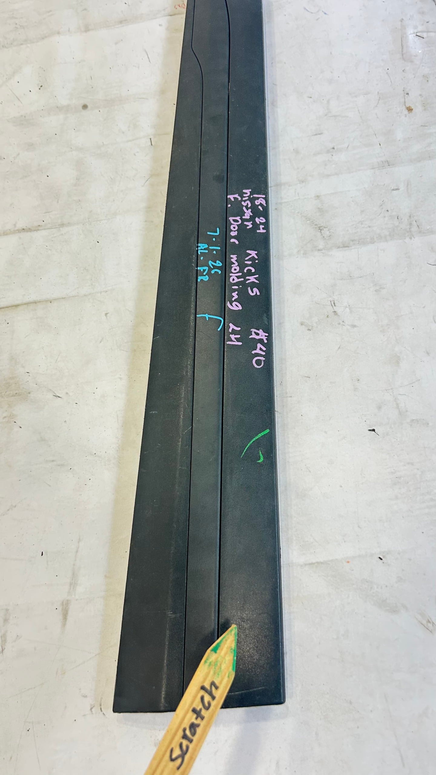 2018-2024 Nissan Kicks Driver front door molding
