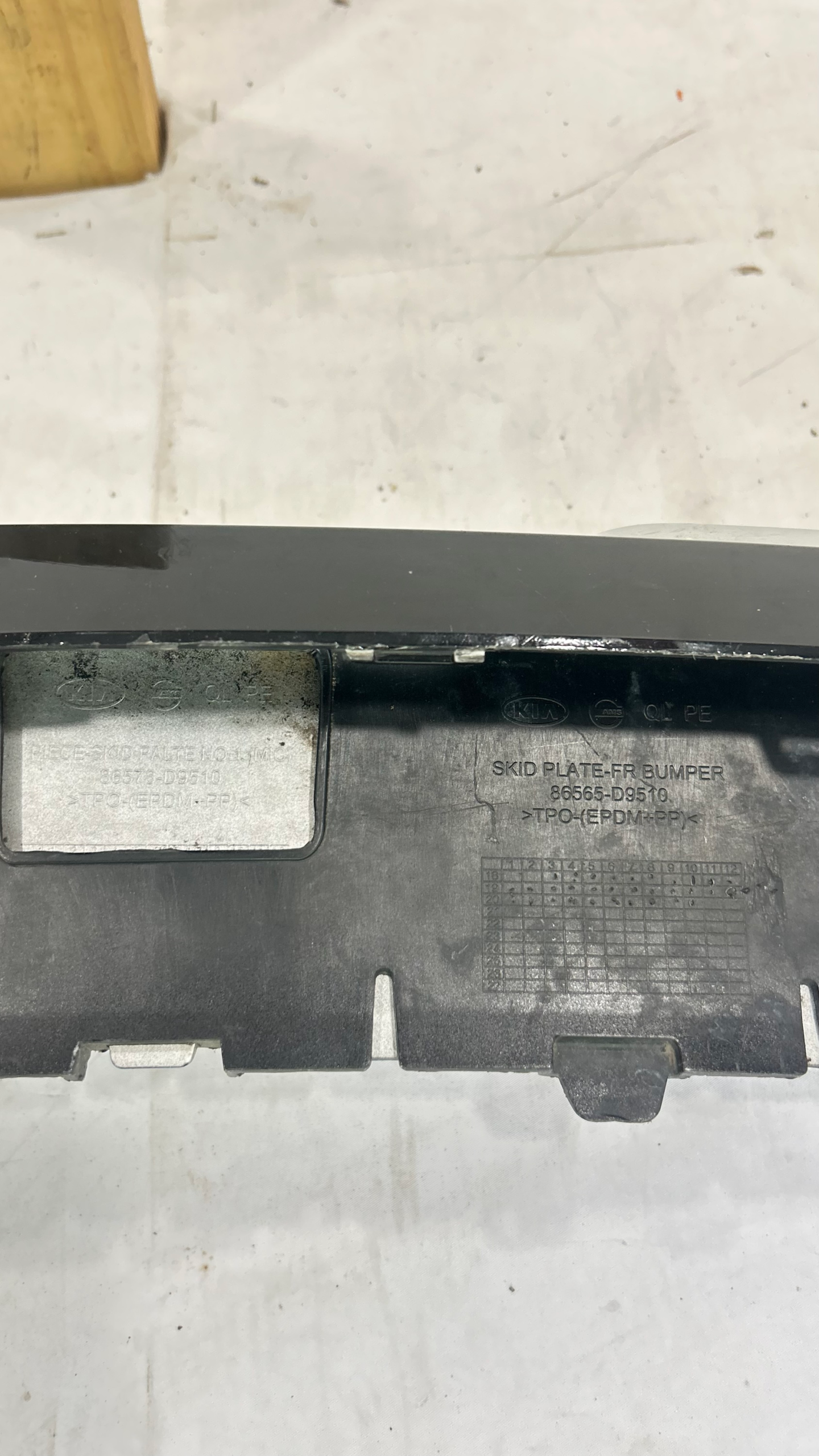 2017-2022  KIA Sportage front bumper lower valance Skid plate cover