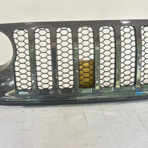 2018-2026 Jeep Wrangler Gladiator JL - JT Sahara  Grille - Image 4