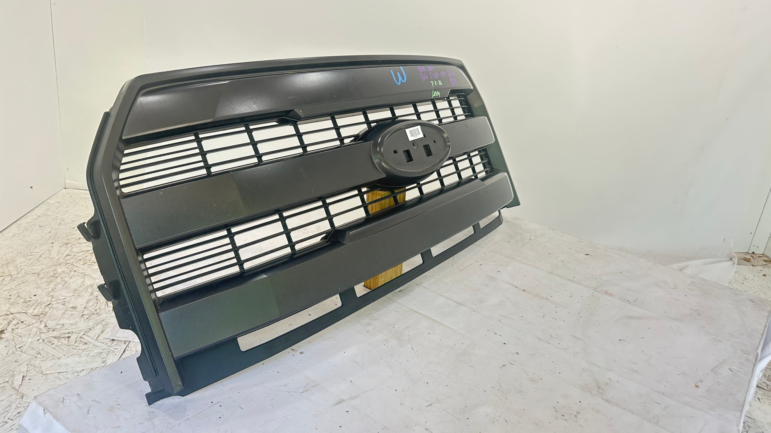 2015-2017 Ford  F-150 black Grille