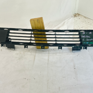 2018-2019 Cadillac XTS front lower grille - Image 7