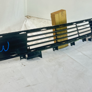 2018-2019 Cadillac XTS front lower grille - Image 6