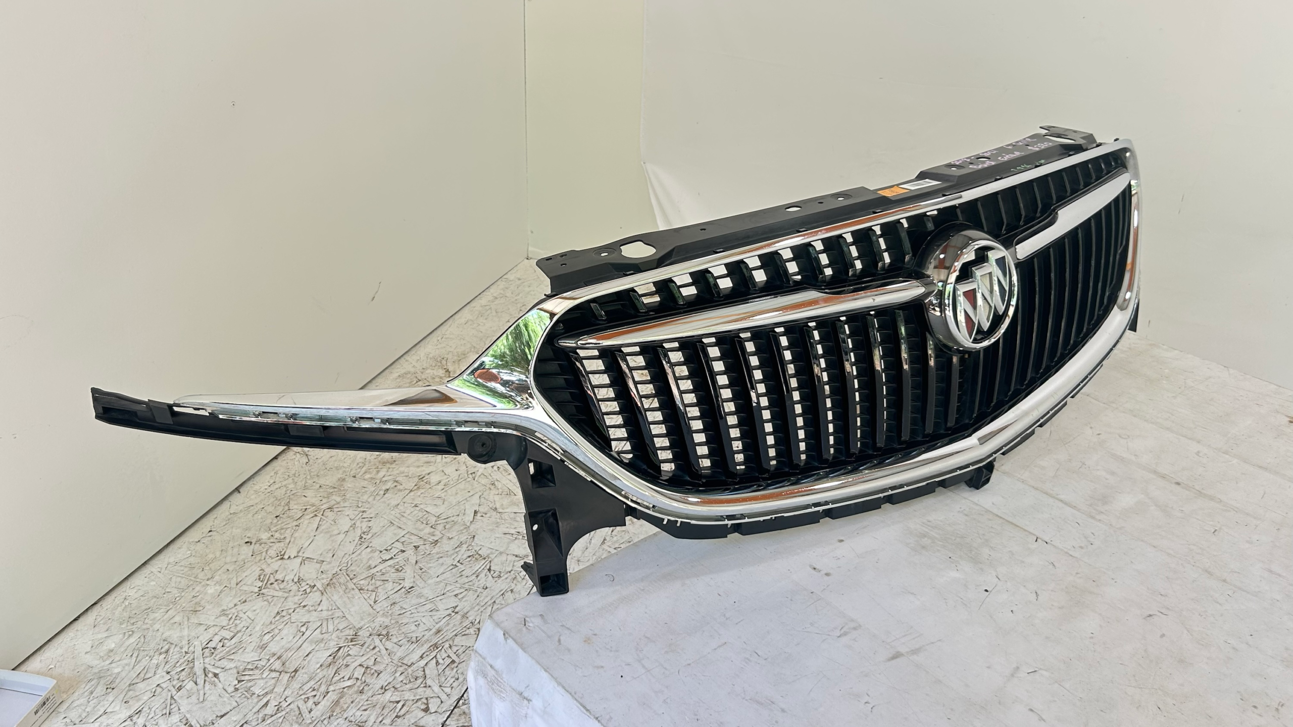 2018 2019 2020 2021 Buick Enclave Front Base Grille Chrome OEM 323740