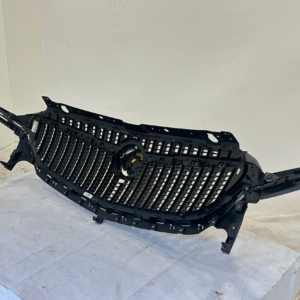 2018 2019 2020 2021 Buick Enclave Front Base Grille Chrome OEM 323740 - Image 7