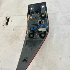 2015-2019 LEXUS RC300 RC350 REAR PASSENGER SIDE OUTER TAILLIGHT LIGHT LAMP OEM - Image 6