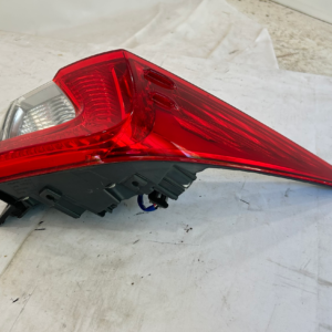 2015-2019 LEXUS RC300 RC350 REAR PASSENGER SIDE OUTER TAILLIGHT LIGHT LAMP OEM - Image 2