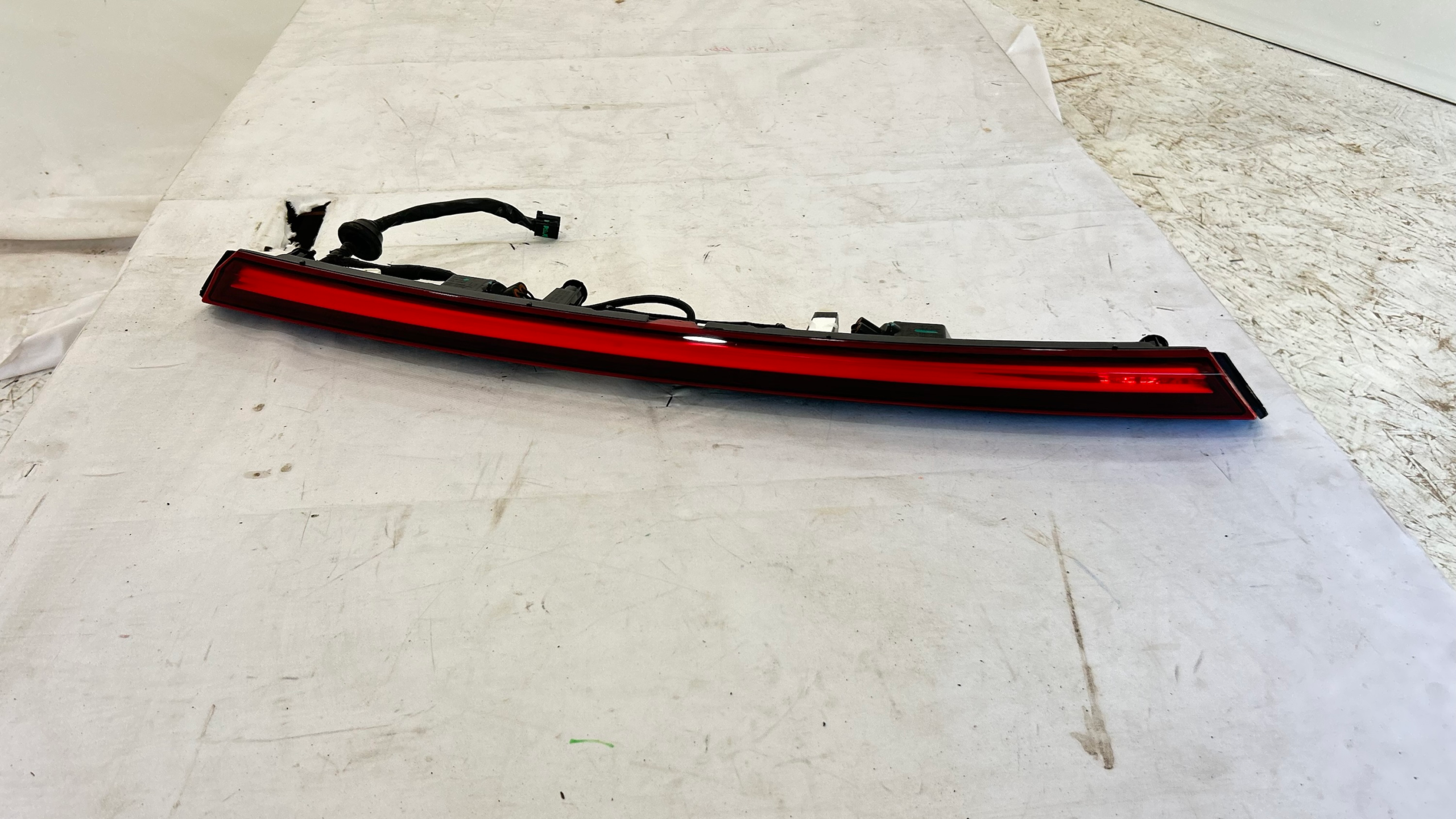 2019-2021 Kia Forte Center Trunk Camera Third Brake Light Assembly