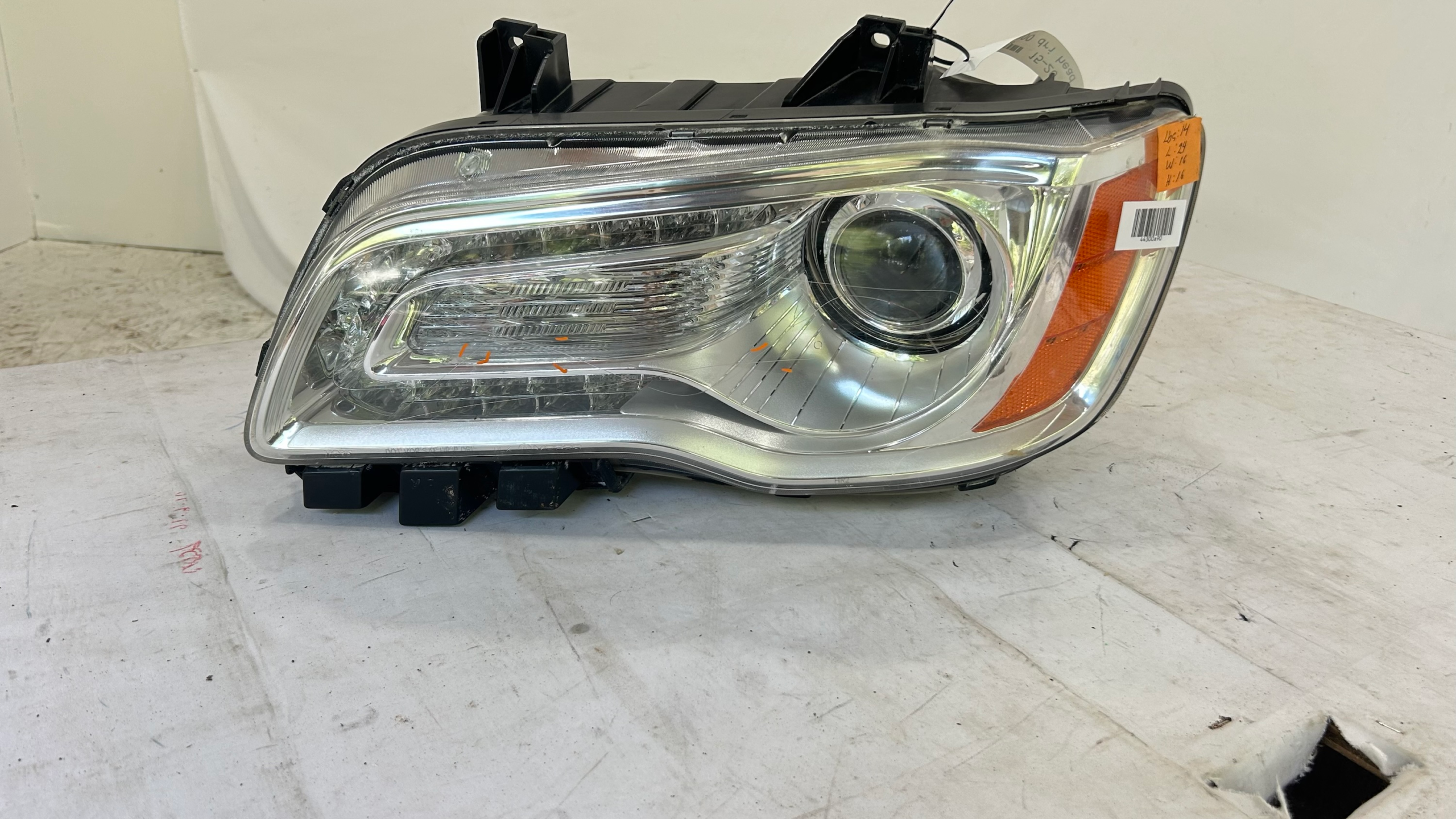 2015-2020 Chrysler 300 Driver side Headlight