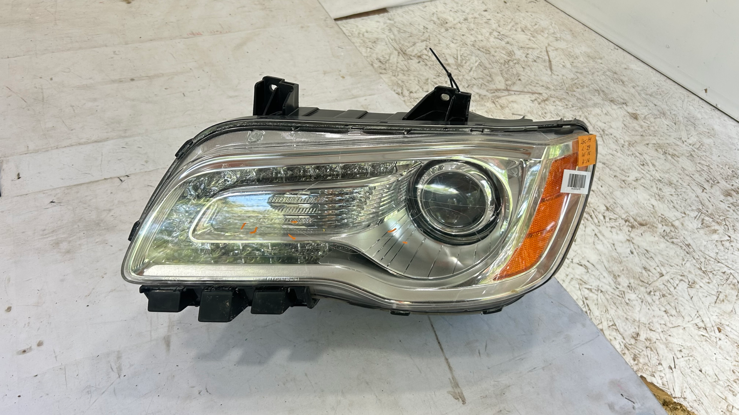 2015-2020 Chrysler 300 Driver side Headlight