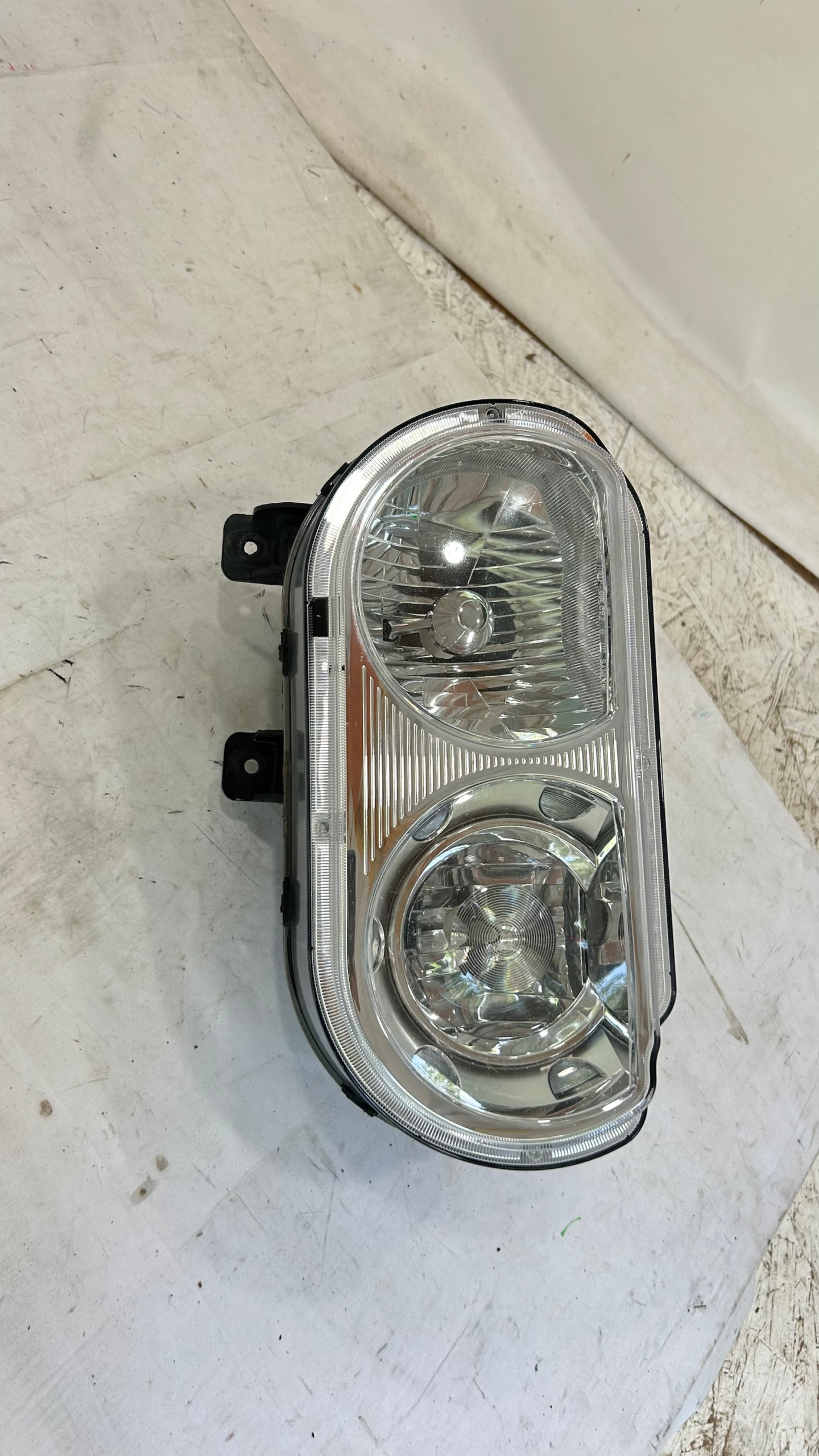 2008-2014 Dodge Challenger Passenger Side Halogen Headlight