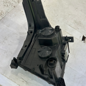 2015-2020 GMC Yukon Driver side HID Headlight - Image 7