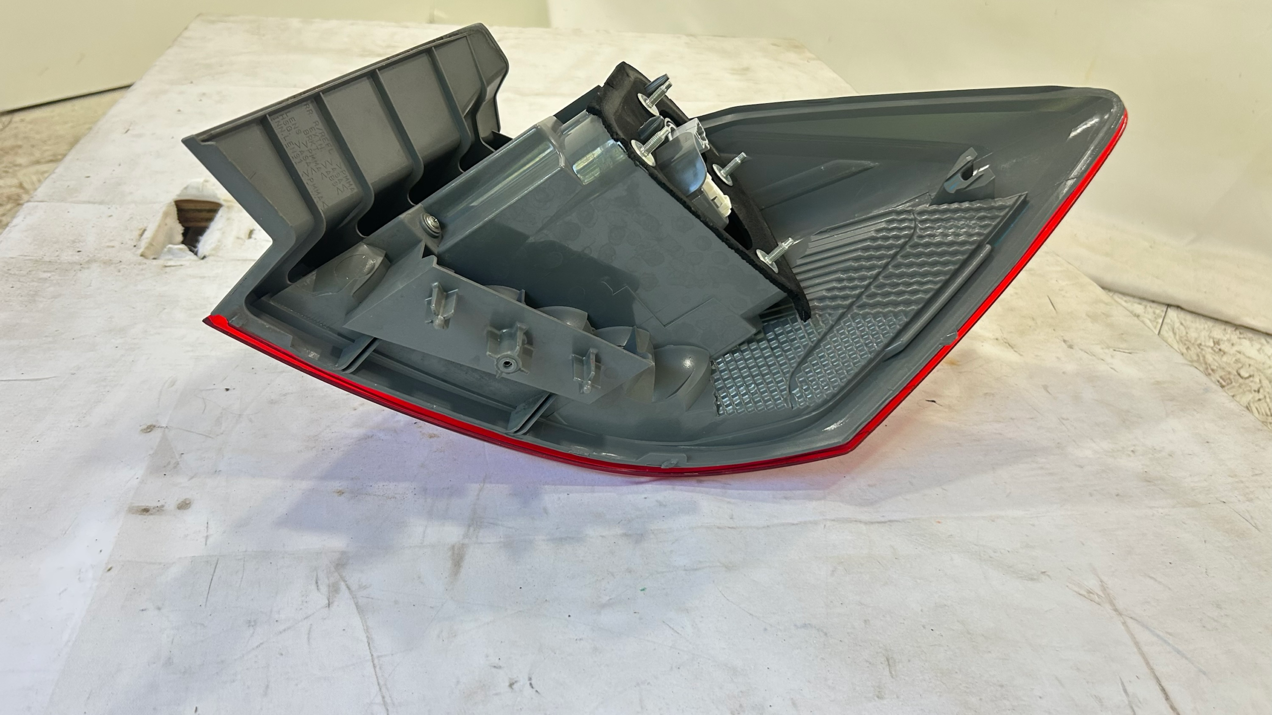 2013-2015 Honda Accord  Left Driver Outer Tail Light Assembly