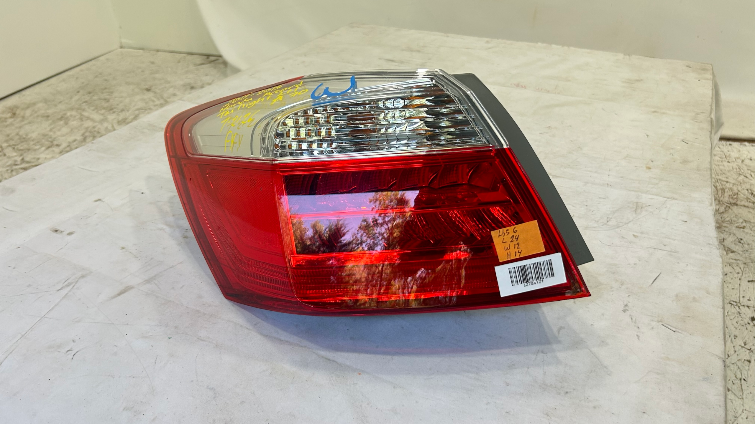 2013-2015 Honda Accord  Left Driver Outer Tail Light Assembly