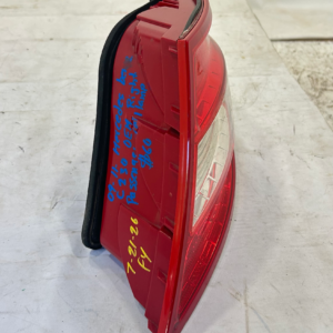 2008 2011  MERCEDES C230 C250 C300 C63 RIGHT passenger TAIL LIGHT OEM USED - Image 2