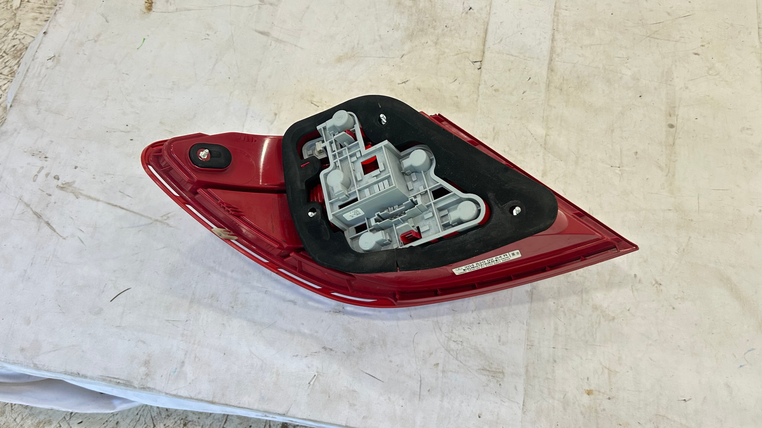 2008 2011  MERCEDES C230 C250 C300 C63 RIGHT passenger TAIL LIGHT OEM USED