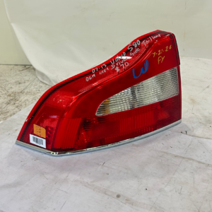 2007-2013 Volvo S80 Left Driver Side Tail Light Tail Lamp Assembly - Image 3