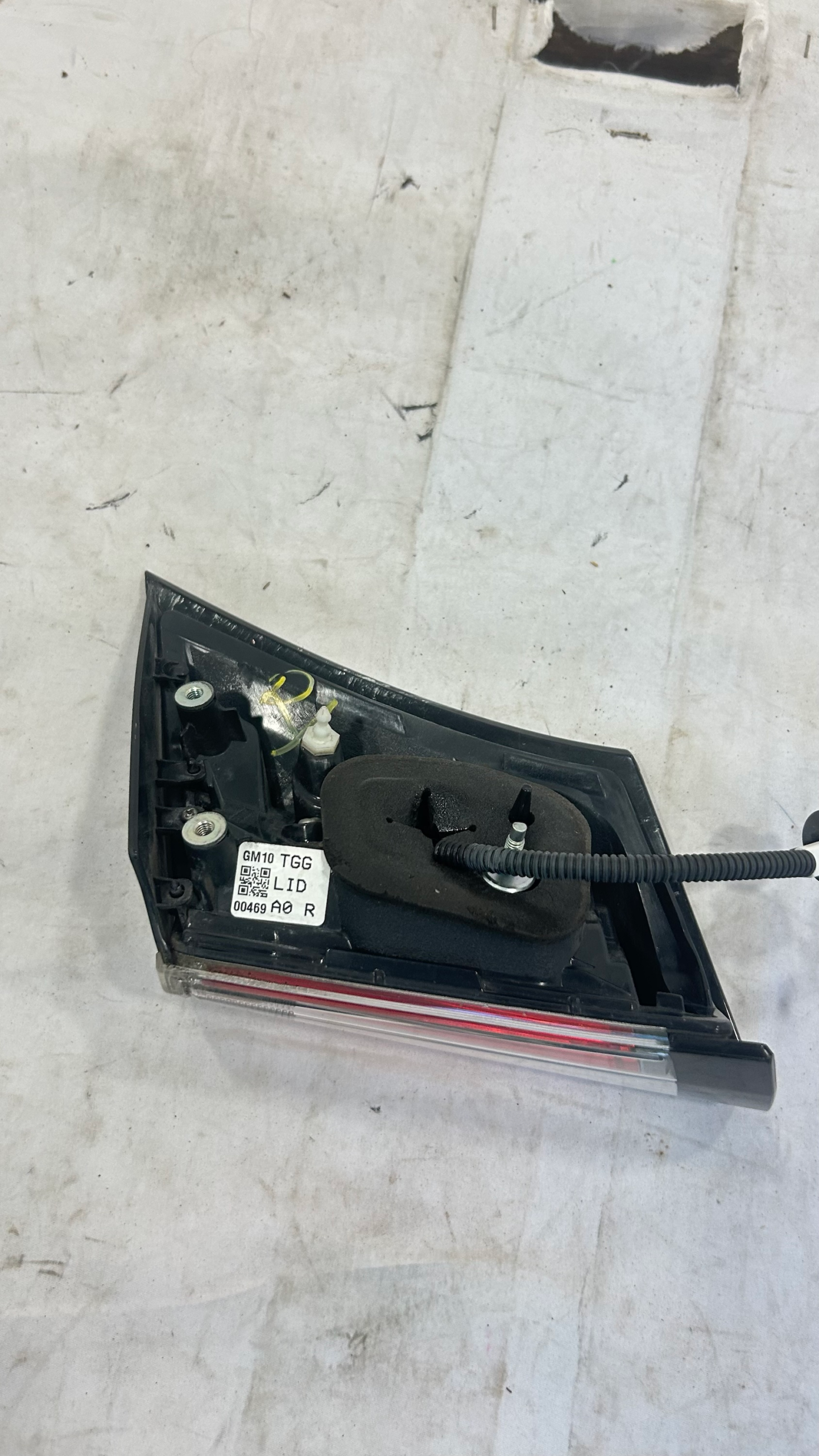 2017- 2021 HONDA CIVIC HATCHBACK REAR RIGHT Passenger TRUNK INNER TAILLIGHT