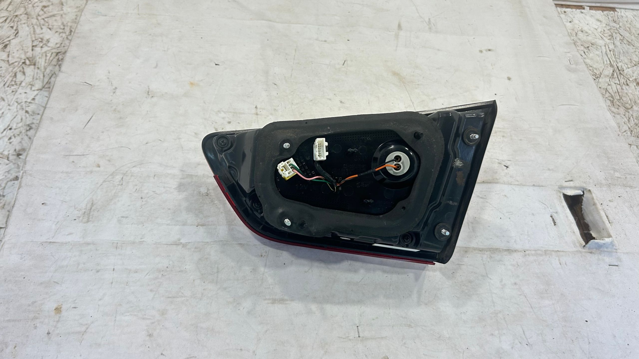 2014-2015 KIA Optima Trunk Left Driver side Taillamp