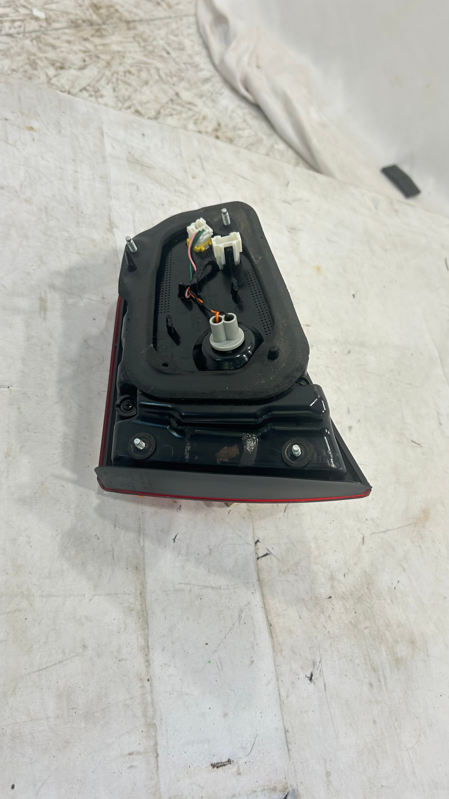 2014-2015 KIA Optima Trunk Left Driver side Taillamp