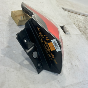 2016-2018 Toyota RAV4 Right Passenger side Taillamp - Image 6
