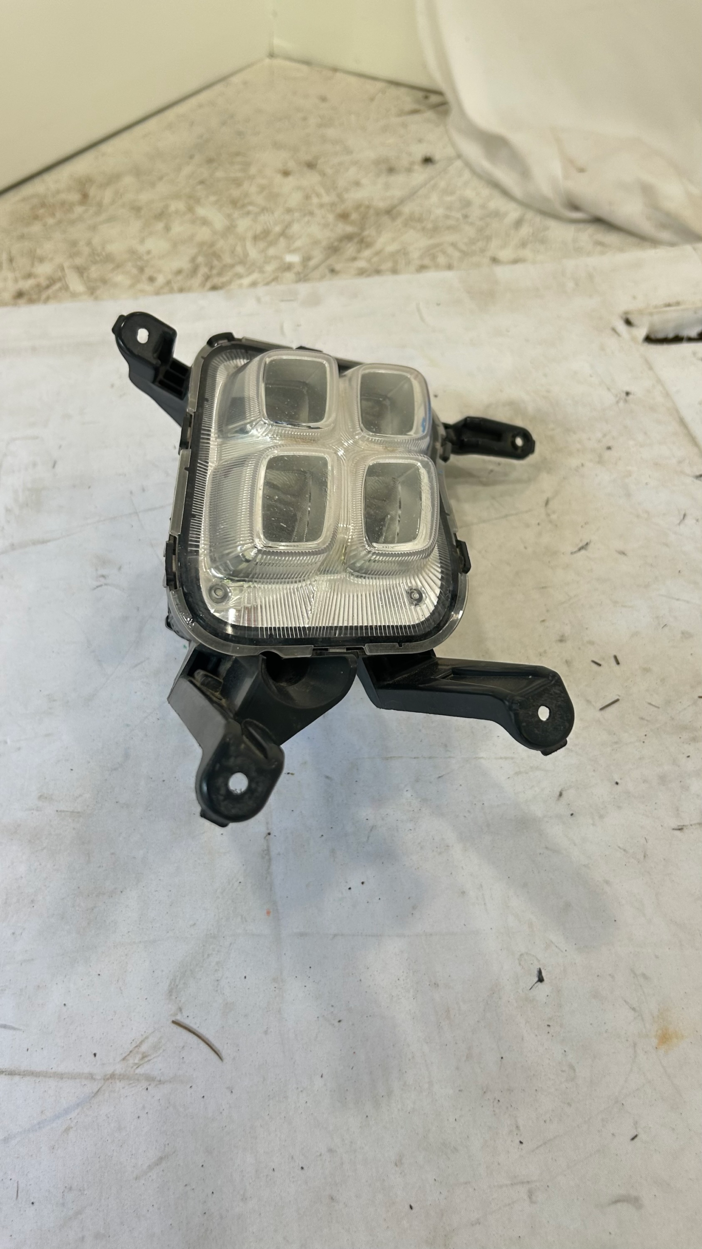 2014 2015 Kia Optima Hybrid Passenger Side Led Foglight