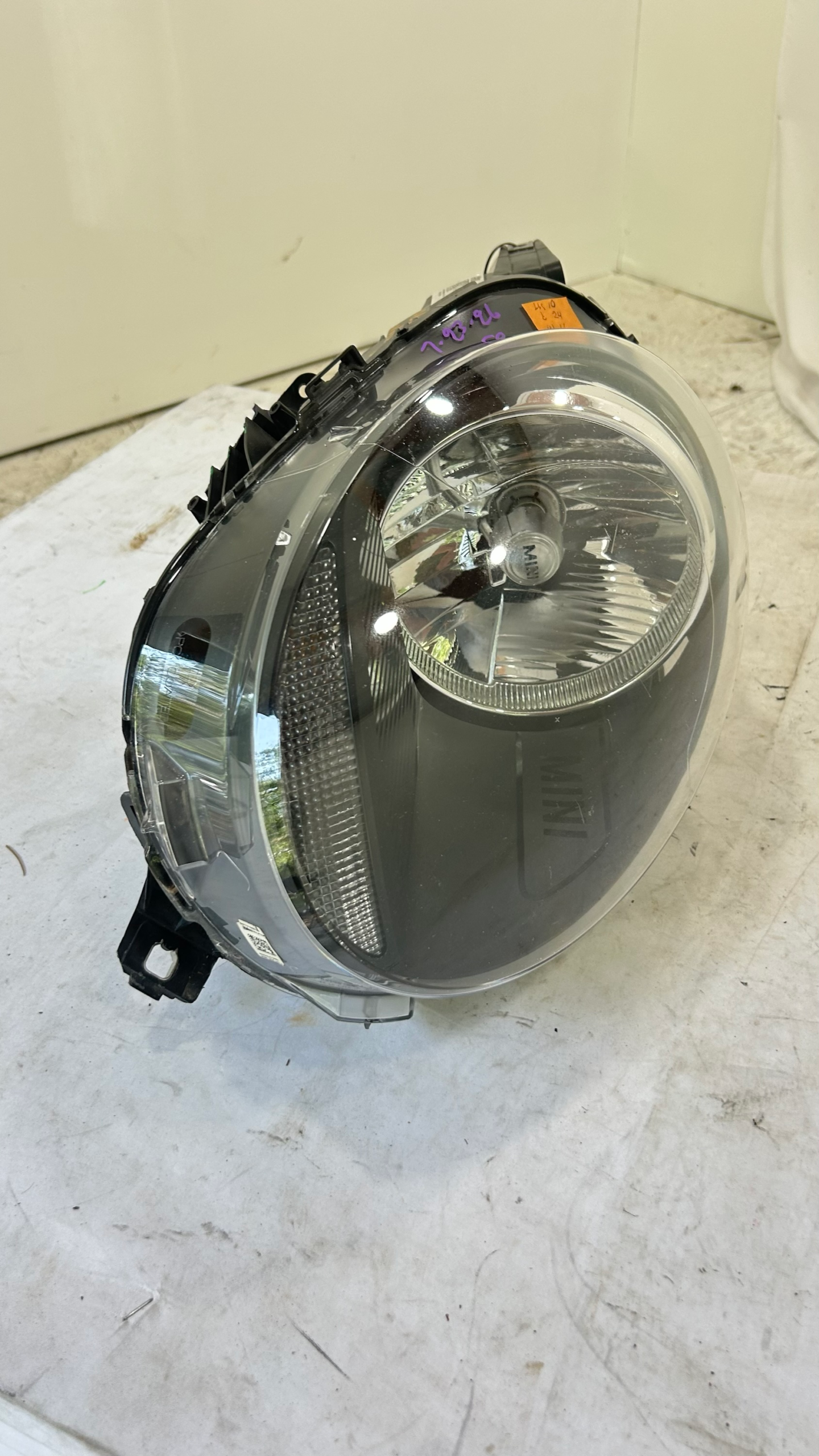 2014-2019 Mini Cooper Passenger side halogen headlight