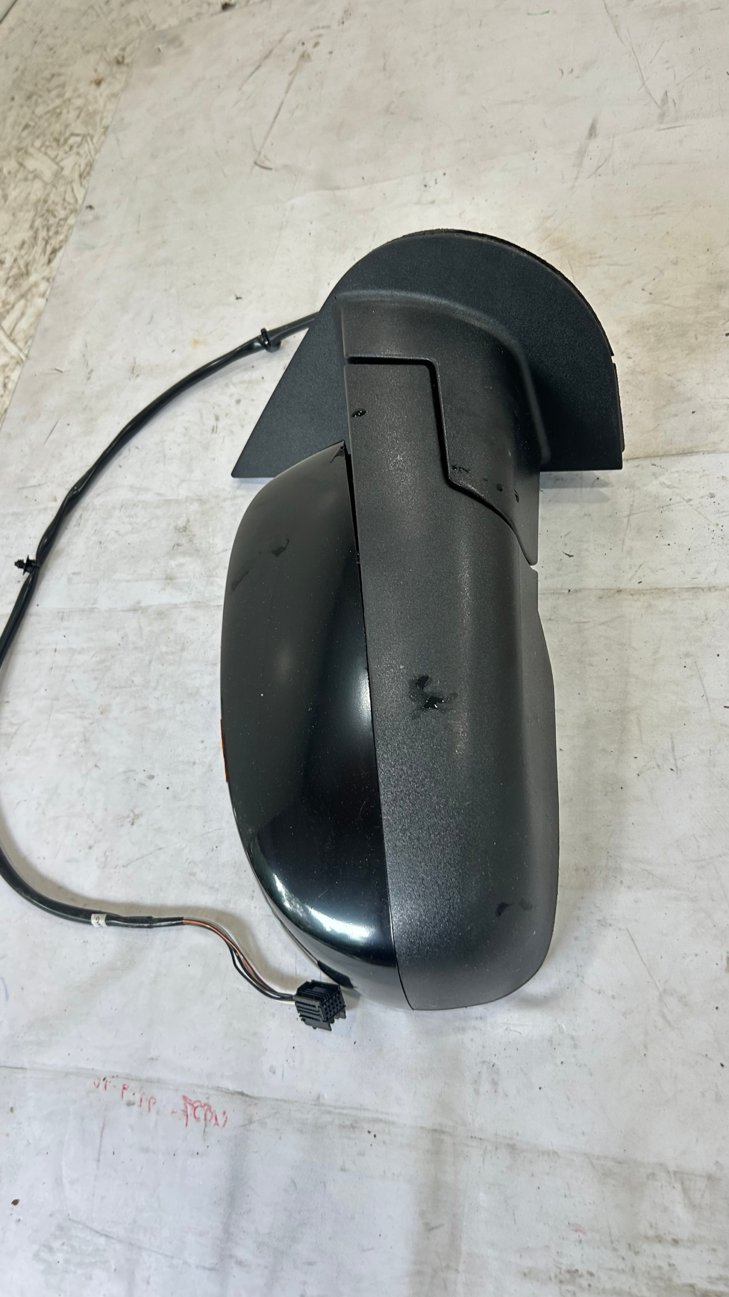 2007-2013 Chevrolet Silverado and GMC Sierra 1500 right passenger side mirror
