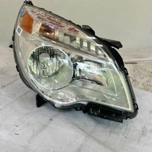2010-2015 Chevrolet Equinox  Passenger side halogen headlight - Image 10