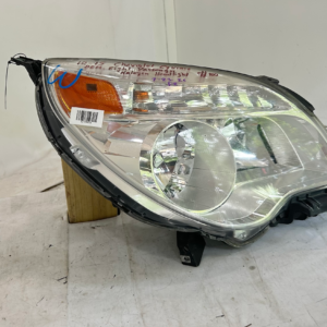 2010-2015 Chevrolet Equinox  Passenger side halogen headlight - Image 11