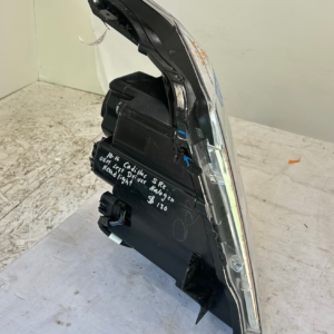 2010-2016 Cadillac SRX Driver Side Halogen Headlight - Image 5