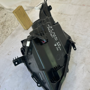 2010-2016 Cadillac SRX Driver Side Halogen Headlight - Image 3