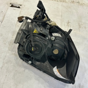 2006-2011 Cadillac DTS HID Xenon right Passenger side headlight - Image 5