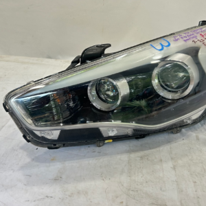 2014-2016 KIA Cadenza HID Xenon left driver side headlight - Image 10