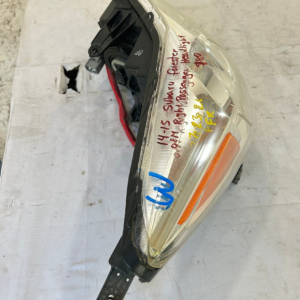 2014-2015 Subaru Forester right Passenger Side Headlight - Image 2