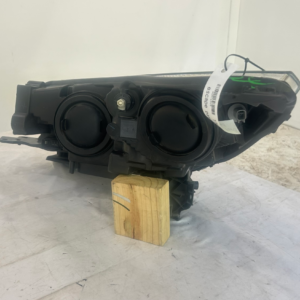 2017-2019 Ford Escape right Passenger Halogen Headlight - Image 4