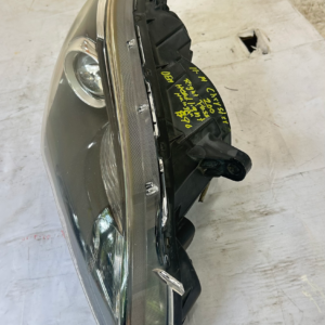 2011-2014 Chrysler 200 Passenger Headlight - Image 7