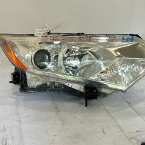 2012-2017 Nissan Quest Passenger Headlight - Image 2