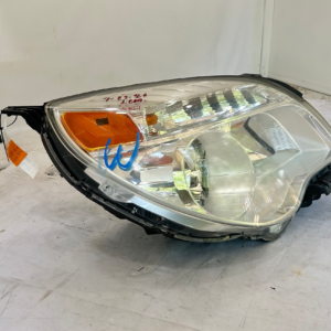 2010 - 2015 Equinox Passenger Headlight OEM - Image 9